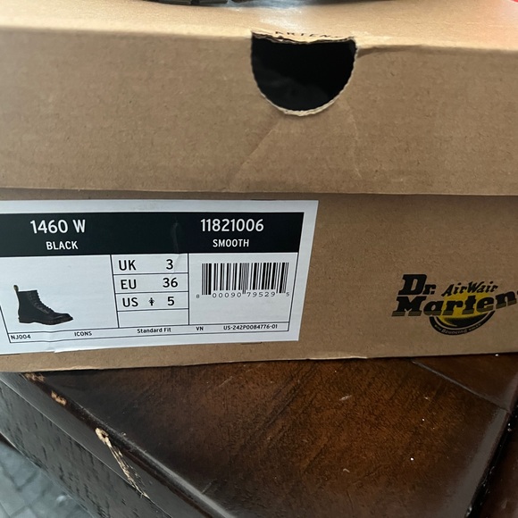 I am selling 1460 Black Smooth Leather Lace Up Boots. - Picture 2 of 4